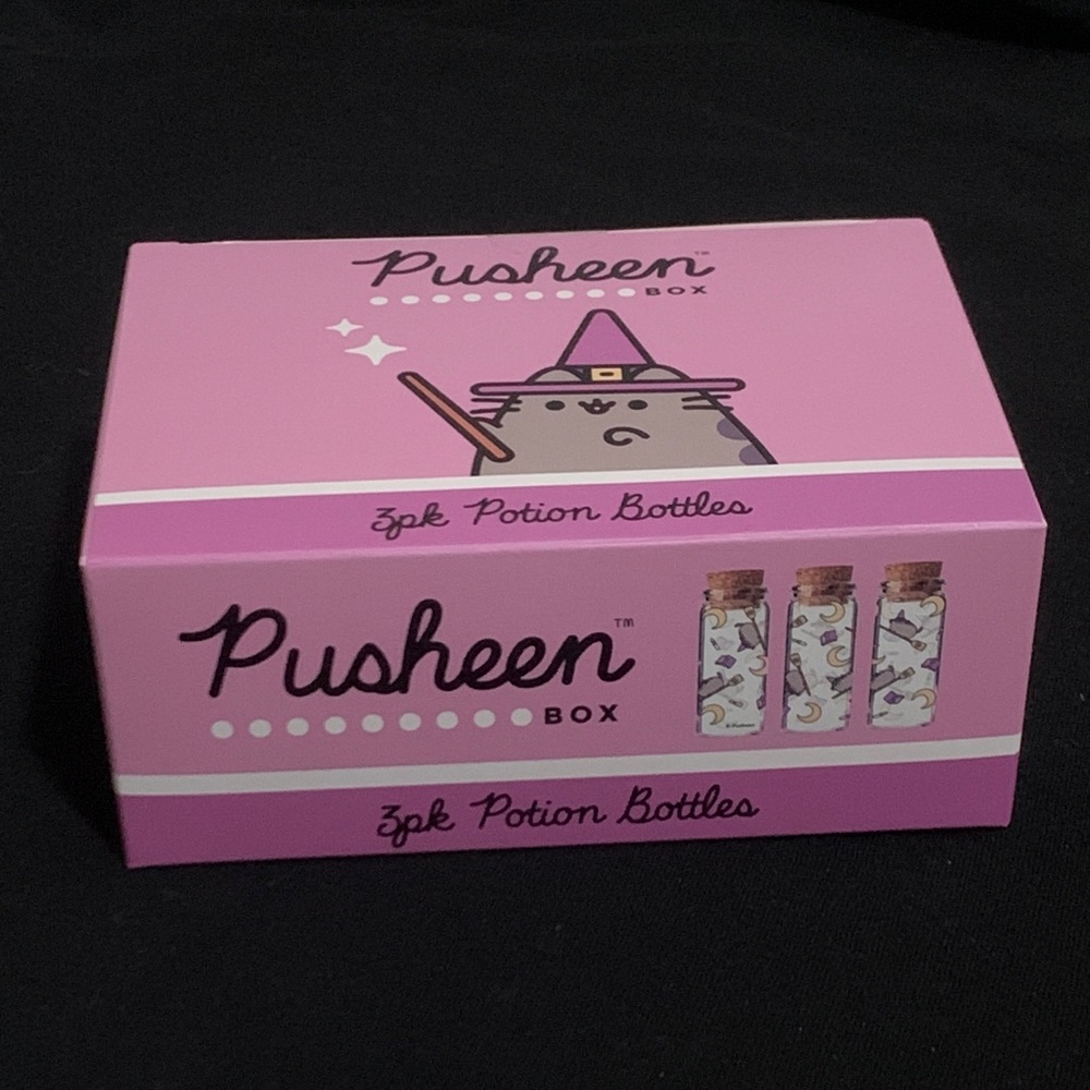 NWT Pusheen 3 Pack Mini Potion Bottles Cat Witch Theme